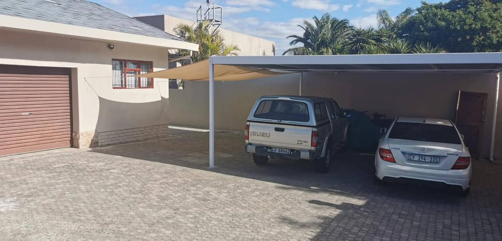 Hotel Mila'S At Panorama Parow