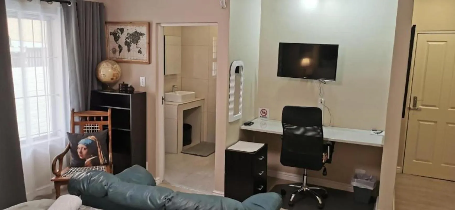 Hotel Mila'S At Panorama Parow 0*,  Sudafrica